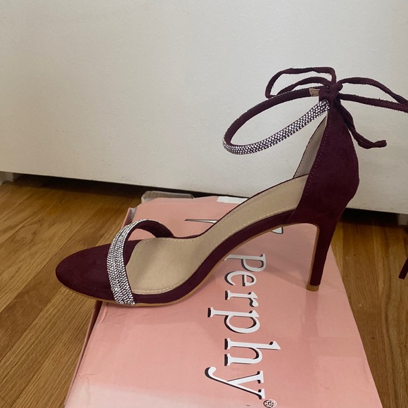 NWT burgundy / maroon heels size 7 - Picture 4 of 5